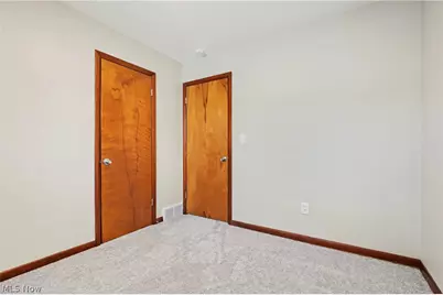 483 17th Street NW, Barberton, OH 44203 - Photo 12