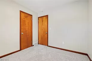 483 17th St NW, Barberton, OH 44203 - Photo 12