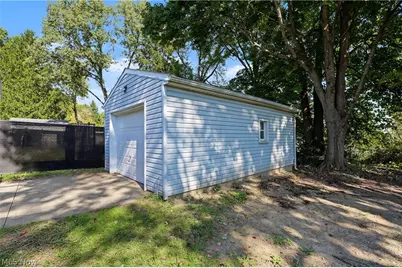 483 17th Street NW, Barberton, OH 44203 - Photo 26