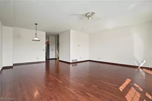 343 N Mantua St, Kent, OH 44240 - Photo 4