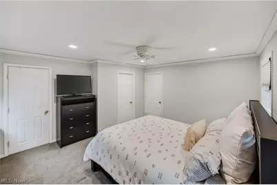 23299 Shelburne Road, Huber Heights, OH 44122 - Photo 32