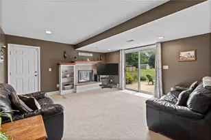 3544 Ada Vista Dr, Uniontown, OH 44685 - Photo 16