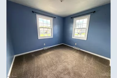 1142 Courtland Road, Weirton, WV 26062 - Photo 18