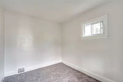 11701 Gay Avenue, Loveland, OH 44105 - Photo 12