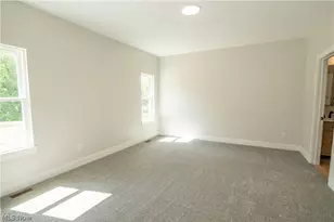 4327 Skycrest Dr NW, Canton, OH 44718 - Photo 18