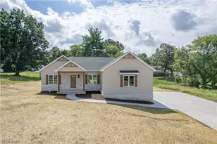 4327 Skycrest Dr NW, Canton, OH 44718 - Photo 48