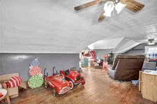 251 Norton Ave, Barberton, OH 44203 - Photo 16