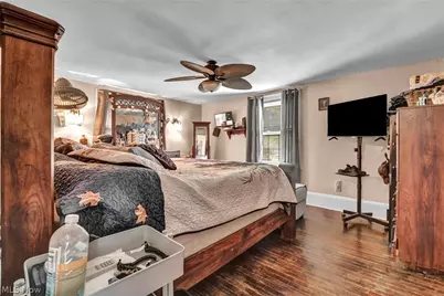 251 Norton Avenue, Barberton, OH 44203 - Photo 32