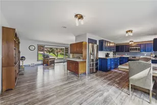 1004 Eastwood St NE, Canton, OH 44714 - Photo 10