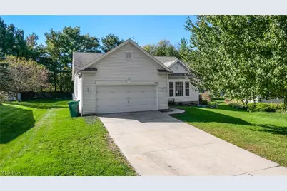 5715 Ashton Woods Circle, Ravenna, OH 44266 - Photo 2