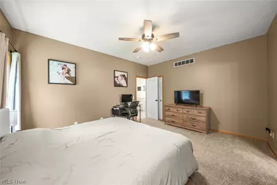 5715 Ashton Woods Circle, Ravenna, OH 44266 - Photo 20