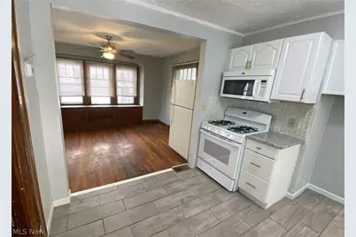 493 Rentschler Street, Akron, OH 44304 - Photo 6