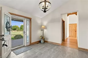 7877 W Smith Rd, Medina, OH 44256 - Photo 6