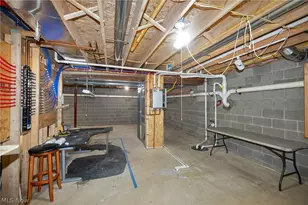7877 W Smith Rd, Medina, OH 44256 - Photo 36