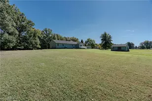 15705 Lowe Rd NE, Alliance, OH 44601 - Photo 28