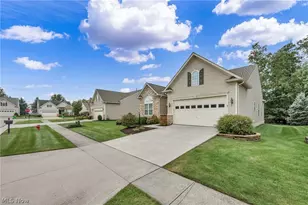 922 Rustic Ct, Brunswick, OH 44212 - Photo 6