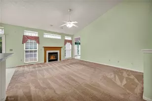 922 Rustic Ct, Brunswick, OH 44212 - Photo 8