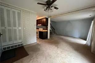 7282 Trotter Ln, Mentor, OH 44060 - Photo 2