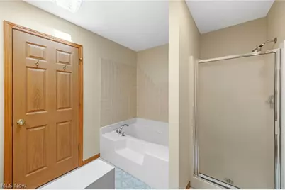 591 Breiton Circle, Barberton, OH 44203 - Photo 32