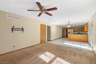 591 Breiton Cir, Barberton, OH 44203 - Photo 14