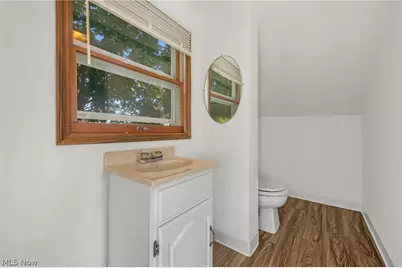 6077 Lake Avenue, Elyria, OH 44035 - Photo 28