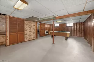6077 Lake Ave, Elyria, OH 44035 - Photo 32