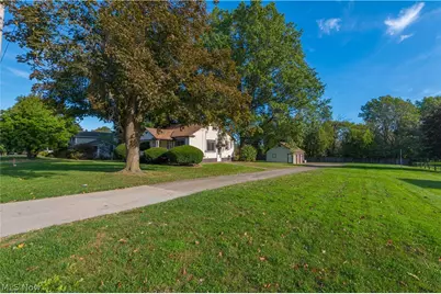 6077 Lake Avenue, Elyria, OH 44035 - Photo 36