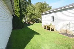 166 17th St NW, Barberton, OH 44203 - Photo 30