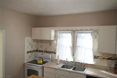 166 17th Street NW, Barberton, OH 44203 - Photo 16