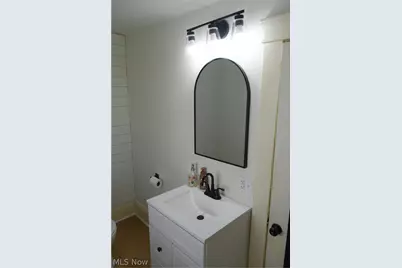 166 17th Street NW, Barberton, OH 44203 - Photo 18