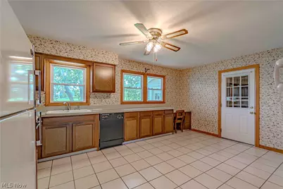 149 Pine Street, Creston, OH 44217 - Photo 8