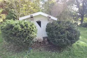 1240 Maple Ave, Atwater, OH 44201 - Photo 4