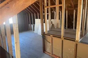 403 E 323rd St, Willowick, OH 44095 - Photo 24