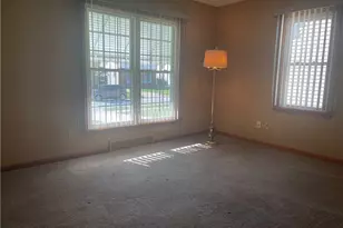 403 E 323rd St, Willowick, OH 44095 - Photo 12