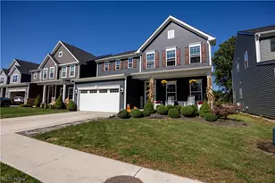 6170 James Dr, Lorain, OH 44053 - Photo 2