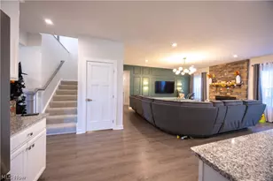 6170 James Dr, Lorain, OH 44053 - Photo 20