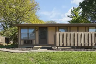 1783 Sun Apple Wy, Columbus, OH 43232 - Photo 1