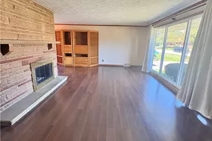 1407 W Valentine Cir NW, Canton, OH 44708 - Photo 8