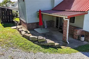 336 Upper Railroad St, Killbuck, OH 44637 - Photo 4