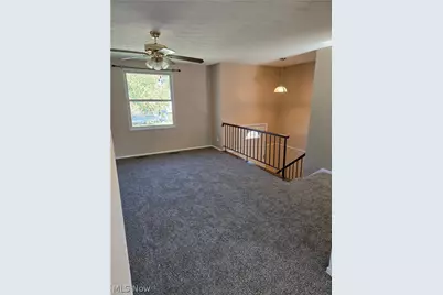 1025 Sunnywood Lane, Ravenna, OH 44266 - Photo 14