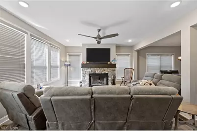 5860 Iva Drive, New Franklin, OH 44319 - Photo 6