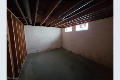 1565 E 332nd Street, Eastlake, OH 44095 - Photo 32