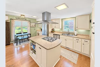 278 Ridgeview Drive, Green Hills, OH 44131 - Photo 4