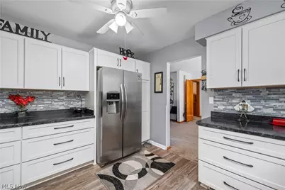 1426 W 40th Street, Lorain, OH 44053 - Photo 14