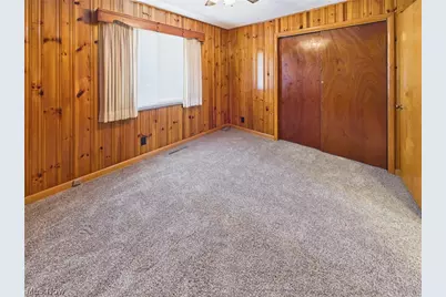 816 Campbell Drive, Belpre, OH 45714 - Photo 12