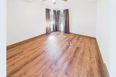 816 Campbell Drive, Belpre, OH 45714 - Photo 10