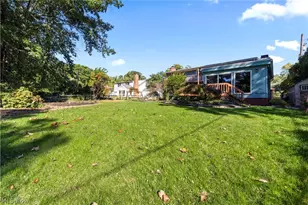 916 Elywood Dr, Elyria, OH 44035 - Photo 6