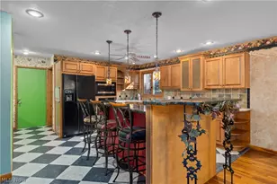 916 Elywood Dr, Elyria, OH 44035 - Photo 24