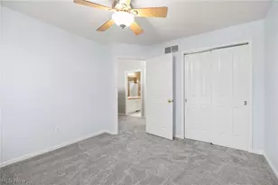 853 Edgar Ln, Brunswick, OH 44212 - Photo 20