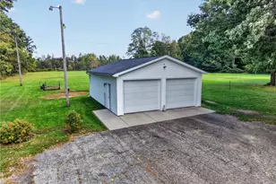 538 Center Rd, Conneaut, OH 44030 - Photo 46